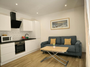 Beau studio cozy centre ville et plages n4